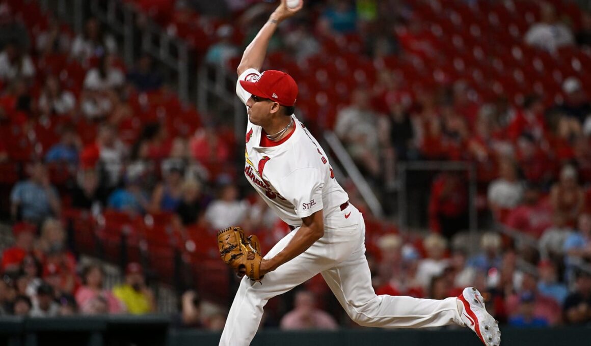 Cards DFA veteran reliever Gallegos ahead of Trade DeadlineCards DFA veteran reliever Gallegos ahead of Trade Deadline