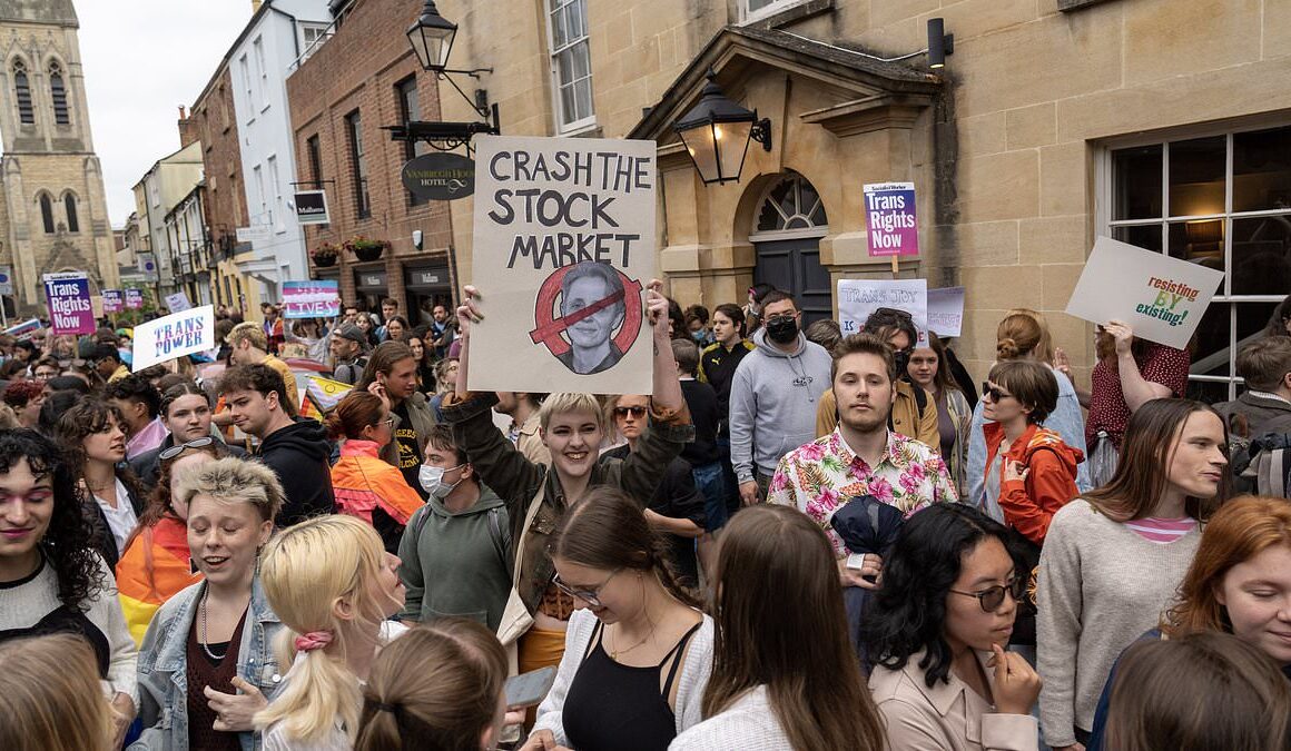 Fury grows after Labour drops law to protect free speech on university campuses