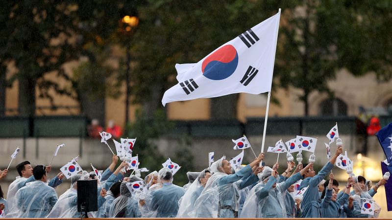 Top Olympics official ‘deeply sorry’ for introducing South Korea as North Korea during opening ceremony