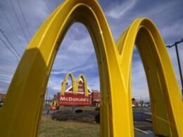 McDonald’s same-store sales fall for 1st time since 2020 as tapped-out customers hold on to cash