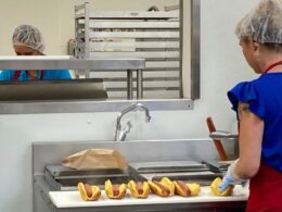 Costco refuses to sell do-gooder 50 hotdogs so he can feed homeless people for bizarre reason 