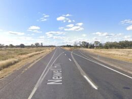 Newell Highway crash: Two people dead, road closed 