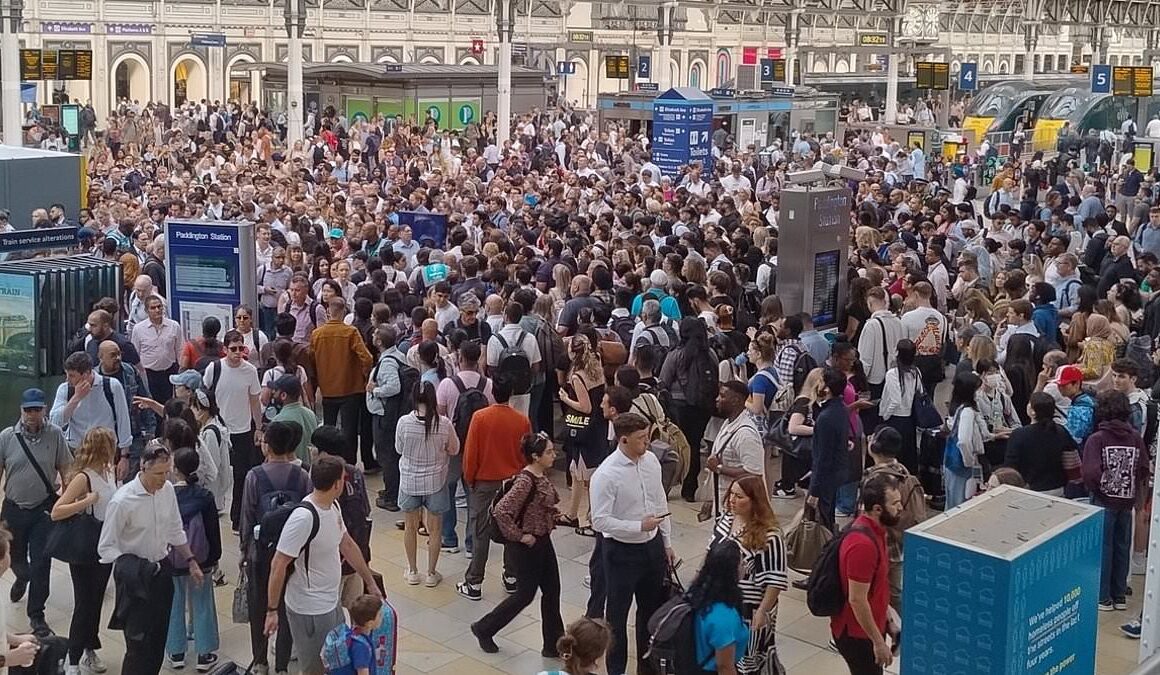 Rush hour chaos on the Elizabeth line… again: Thousands of commuters’ journeys are disrupted with trains suspended due to over-running engineering works