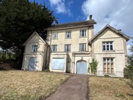 Famous war Major’s Grade II listed mansion is bought for £93,000 at auction