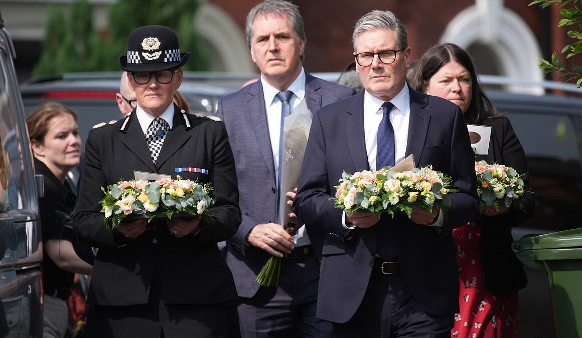 Sir Keir Starmer visits Southport after stabbing rampage killed three children and left five in hospital fighting for their lives – as Prime Minister praises ‘incredible’ paramedics and firefighters for ‘saving lives’