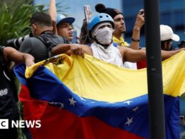 Fresh protests in Venezuela as anger grows at disputed election result