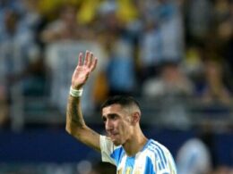 Pig’s head threat sees Di Maria abandon return to Argentina