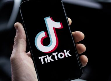 Congressional staff have two weeks to enjoy TikTok on government phones until it’s REMOVED permanently