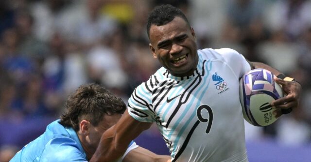 Favourites France fail to shine in Olympic rugby sevens, Fiji sparkle