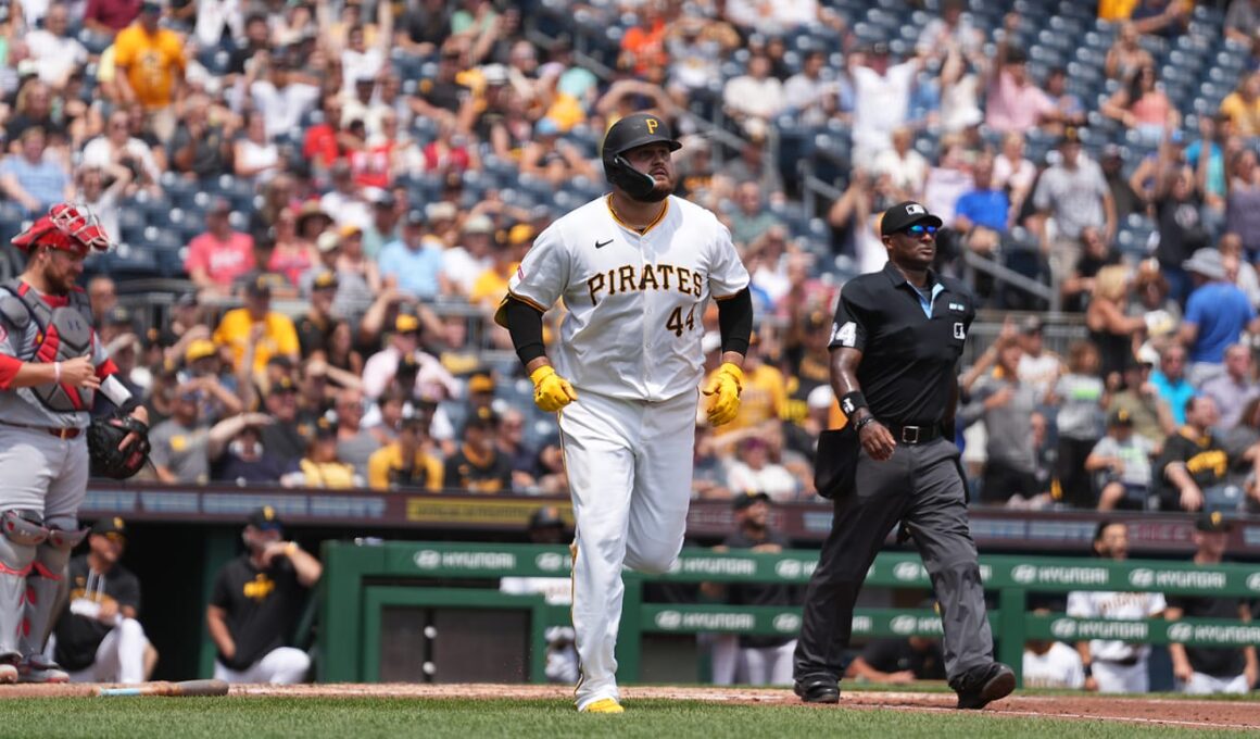 Late substitute Tellez comes up big vs. lefty as Bucs win seriesLate substitute Tellez comes up big vs. lefty as Bucs win series