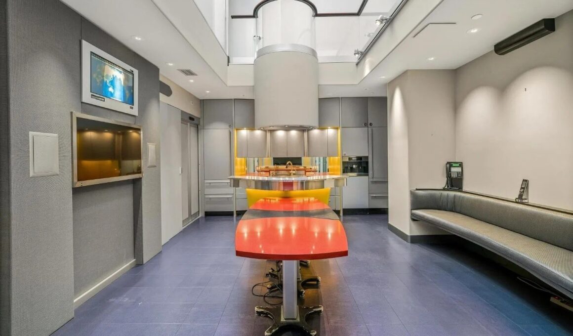 ‘Star Trek’-Inspired Home Boldly Goes on the Market in San Francisco for $3.9M