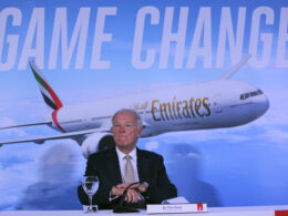 Emirates Boss Uses Farnborough Airshow to Back Boeing Workers