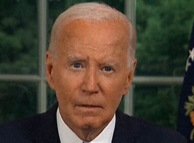 EXCLUSIVEJoe Biden’s ‘defiant’ body language during Oval Office address shows he still does not accept he should step down and is ‘furious and in a state of disbelief’, expert reveals