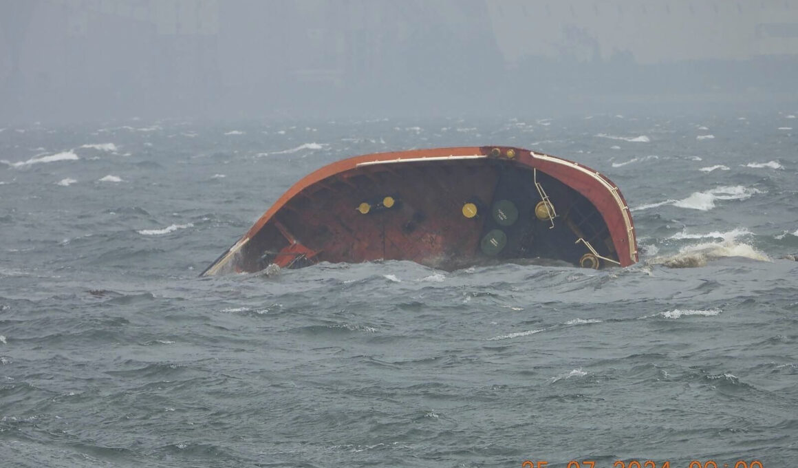 Tanker Sinks Raising Major Oil Spill Fears