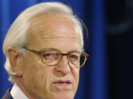 Martin Indyk, former U.S. diplomat and author who devoted career to Middle East peace, dies at 73