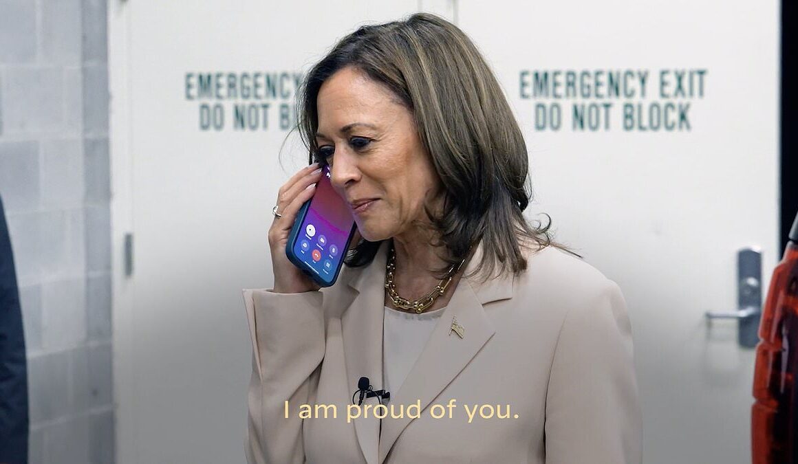 BREAKING NEWSBarack and Michelle Obama ENDORSE Kamala Harris: Former president and first lady phone vice president and offer their full support