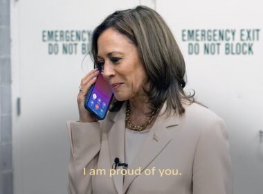 BREAKING NEWSBarack and Michelle Obama ENDORSE Kamala Harris: Former president and first lady phone vice president and offer their full support