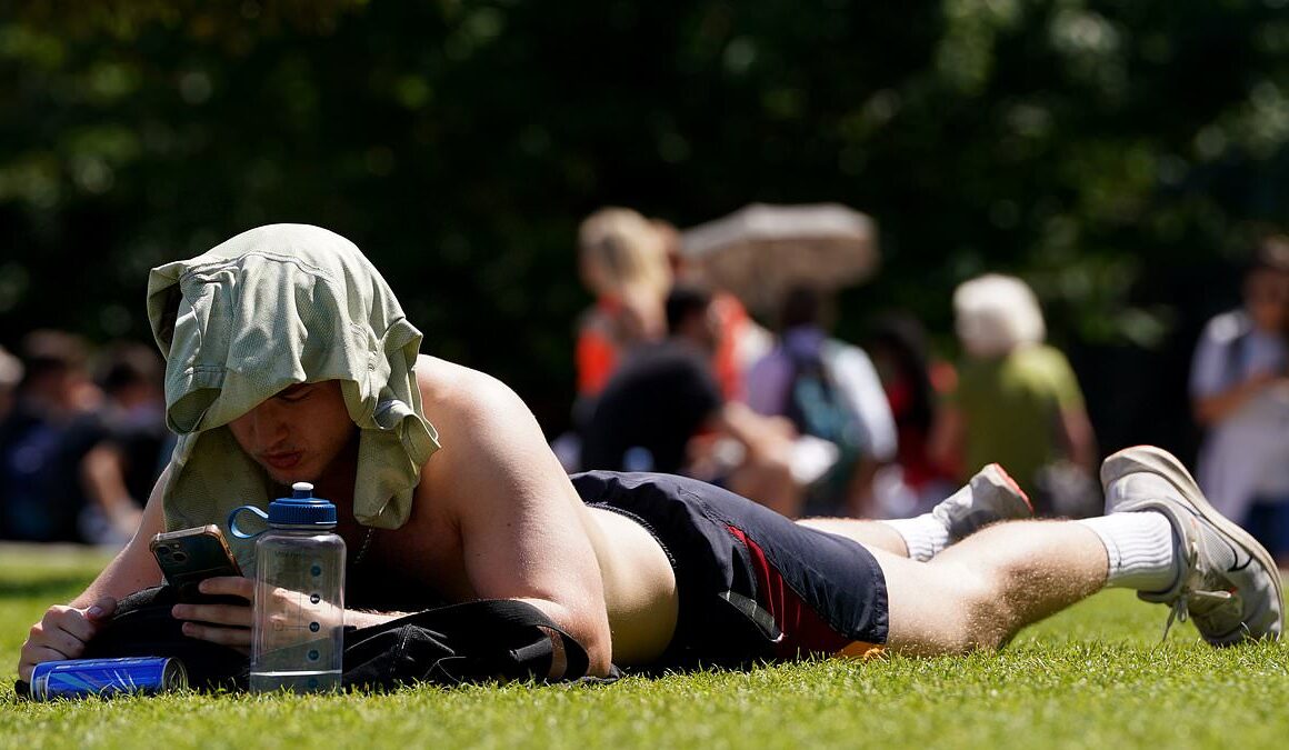 Britain braces for mini-heatwave with temperatures to soar to 30C by the end of week thanks to Iberian plume – bringing an end to July washout curse