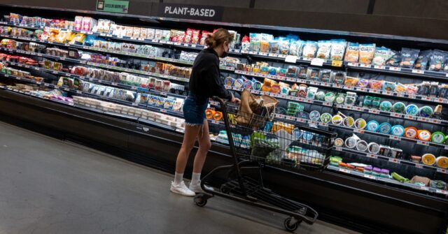 US Fed’s favored inflation measure cools further in June