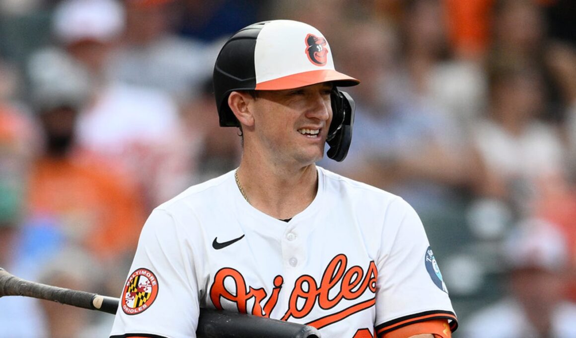 Phillies swing deal with O’s for Hays to boost OF optionsPhillies swing deal with O’s for Hays to boost OF options