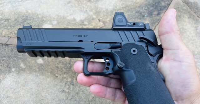 Springfield Armory DS Prodigy: The Working Man’s 2011