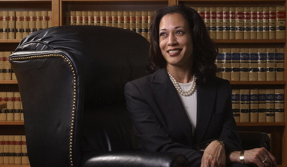 Kamala went soft on a cop killer and MS-13 gangsters in the 2000s. It’s coming back to haunt her