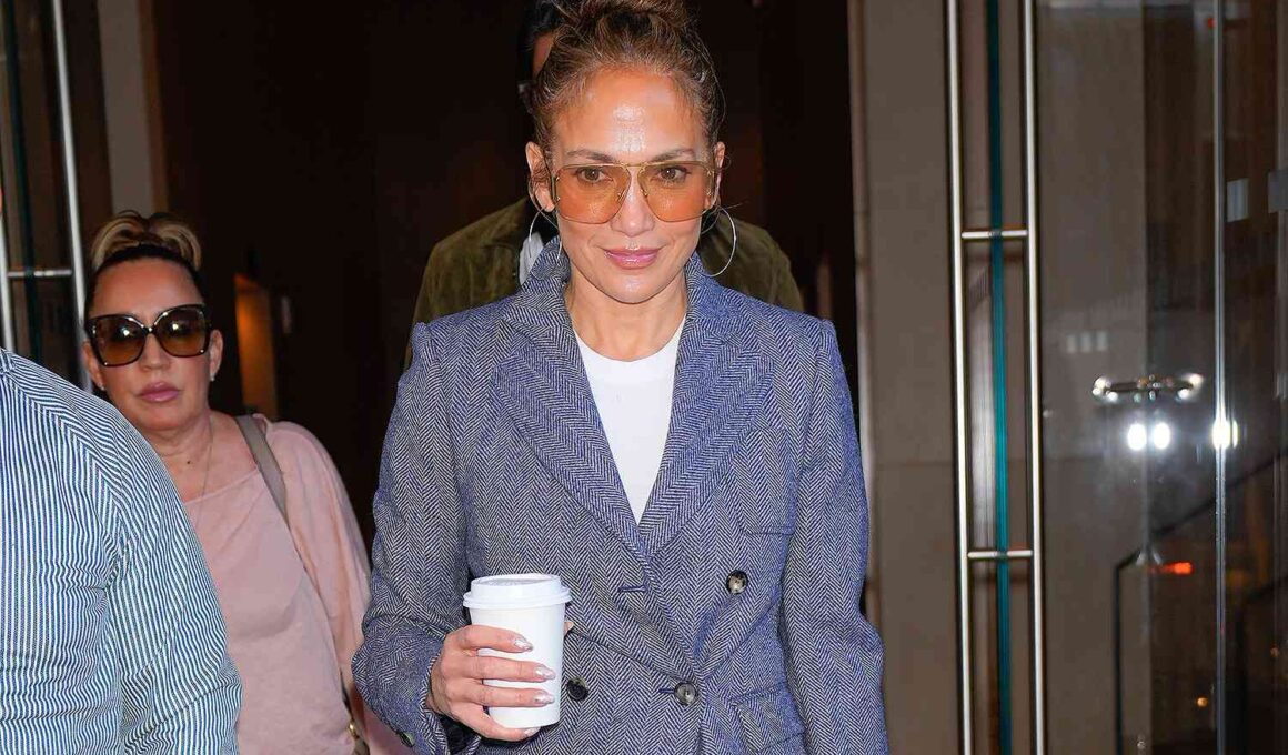 Jennifer Lopez Ditches Beachy Hamptons Style for Boss Blazer, Baggy Jeans and Big Hoops in New York City