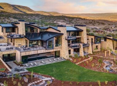 What Is a Superhome? 10 Must-See Mansions That Define the High-End Trend