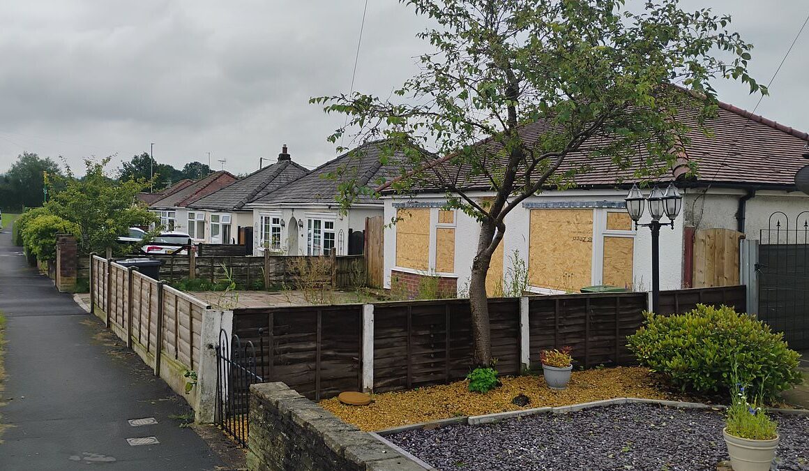 EXCLUSIVENightmare neighbour used his bungalow to breed XL Bullies and turned out street into a hell hole… it was like living next to Pablo Escobar