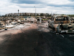 Echoes of the Fort McMurray Disaster as Fire Sweeps Into Jasper, Alberta