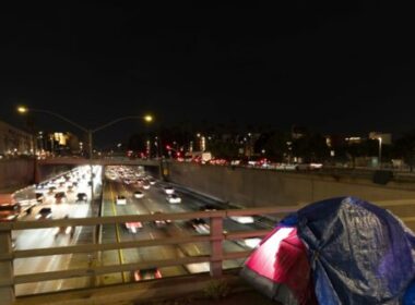 Can tech help solve the Los Angeles homeless crisis? Finding shelter may someday be a click away