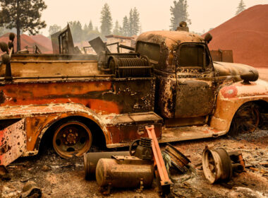 California’s Park Fire tops 350,000 acres, destroying 134 structures