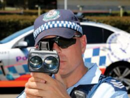 Is it illegal to beep your horn in Australia?