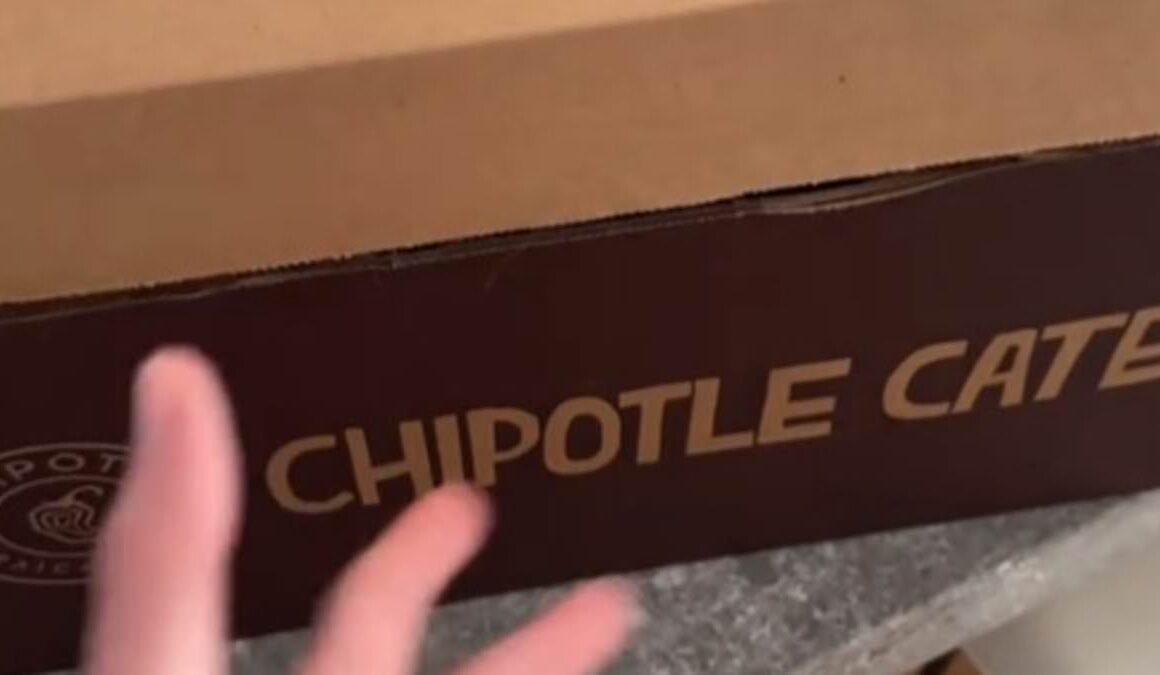 Chipotle savagely trolls TikToker after he complained about his food order