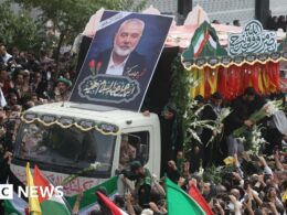 Hamas leader’s funeral draws crowds in Iran