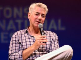 Billionaire Bill Ackman’s Pershing Square Withdraws IPO