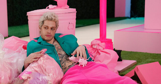 Report: Pete Davidson Checks into Facility for Mental Health