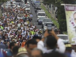 Salvadorans honoring Saint Óscar Romero: During these difficult times, he is like a ray of hope