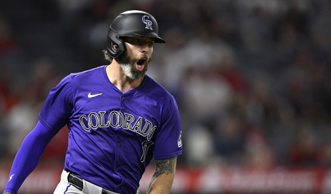 Cave, man: Rox role player rips clutch homerCave, man: Rox role player rips clutch homer