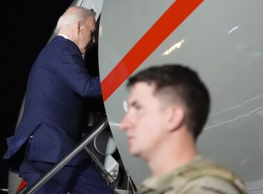 White House reveals what Biden was really doing when he went back onto the plane and left Kamala Harris on the tarmac after welcoming back freed Americans