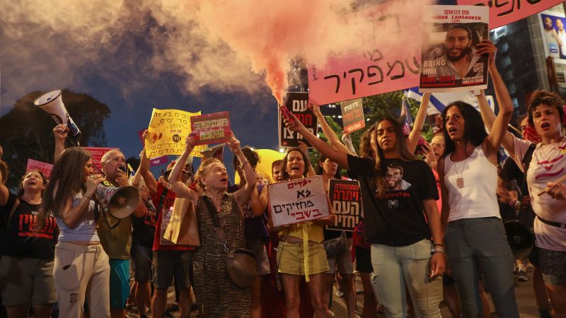 Anti-Netanyahu protests erupt in Israel over delayed hostage deal