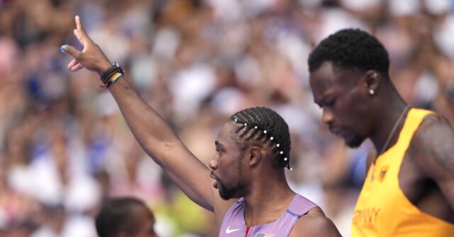 Noah Lyles closes strong to advance in 1st round of the 100 in Paris as he pursues an Olympic double