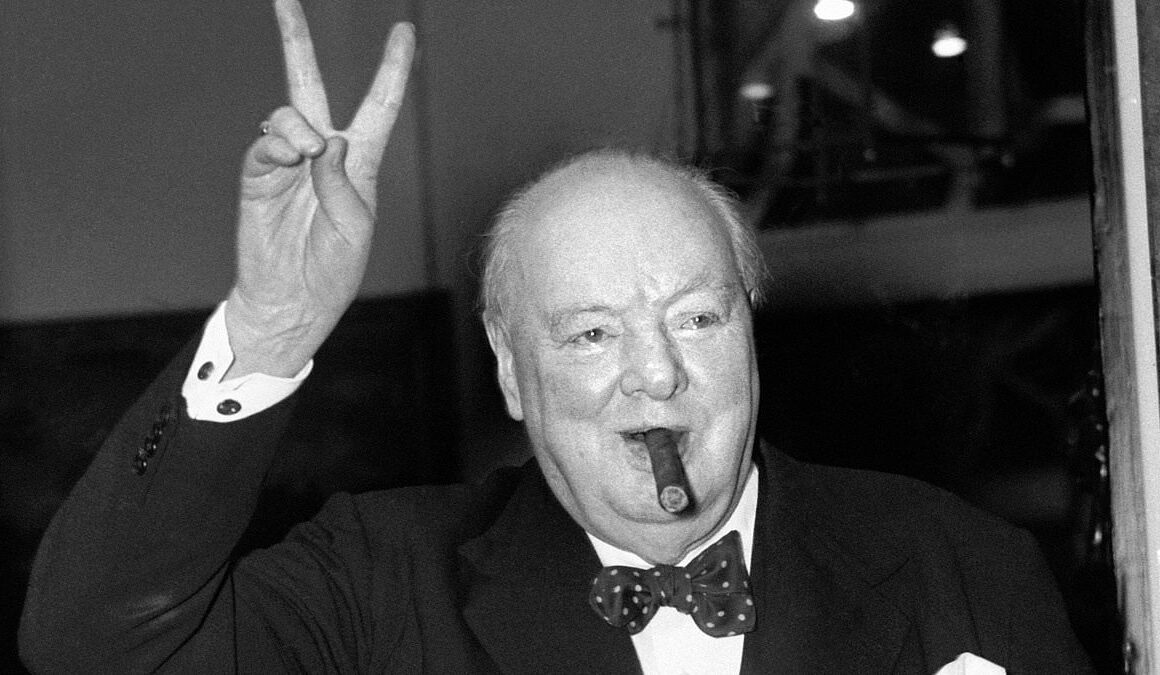 Winston Churchill portrait in Tory-controlled council HQ to hang alongside explanation of his links to ‘racism, slavery and colonialism’