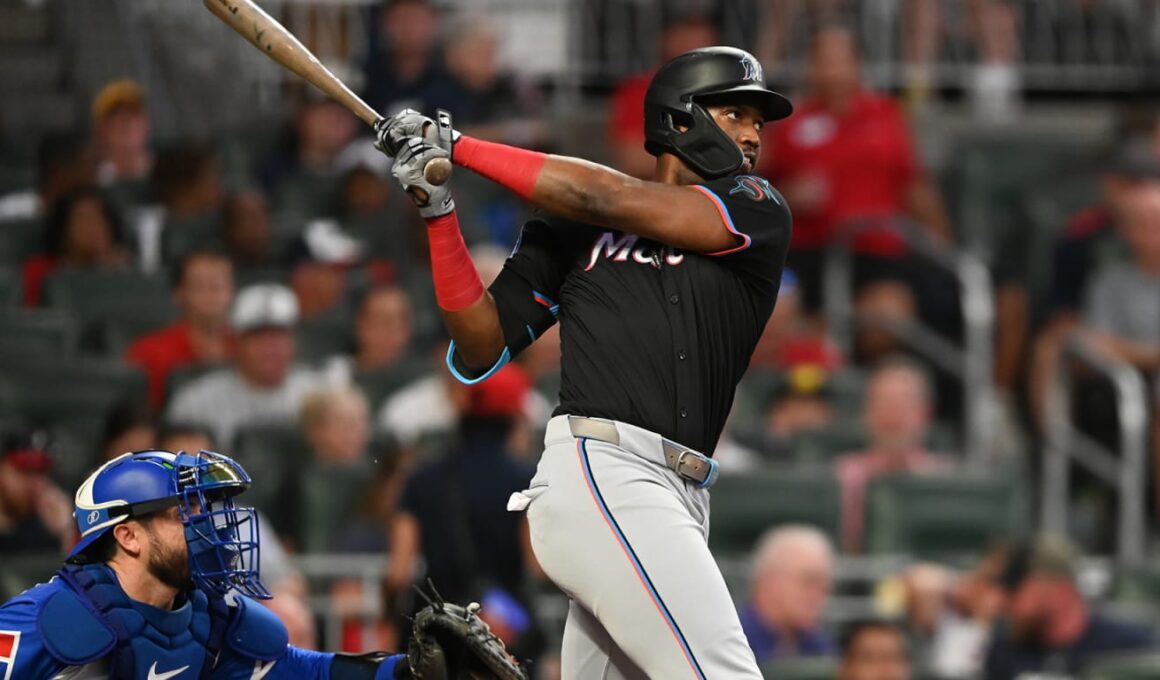 Timely hits, lights-out ‘pen power Marlins over BravesTimely hits, lights-out ‘pen power Marlins over Braves