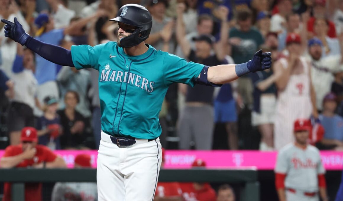 Haniger ‘starting to feel it’ as Mariners walk off PhilsHaniger ‘starting to feel it’ as Mariners walk off Phils