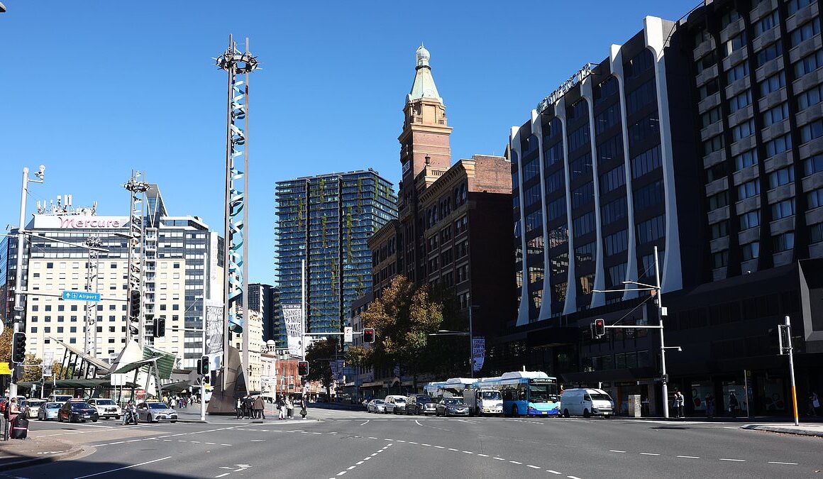 NSW government ends work-from-home as public servants are ordered back into the office