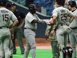 Remembering Gwynn’s 3,000th hit 25 years laterRemembering Gwynn’s 3,000th hit 25 years later