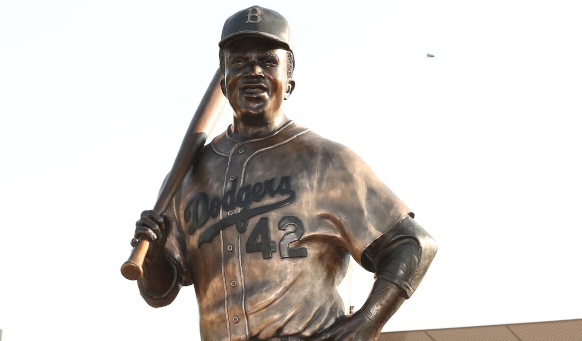 ‘Out of darkness comes light’: Replacement Jackie statue unveiled’Out of darkness comes light’: Replacement Jackie statue unveiled