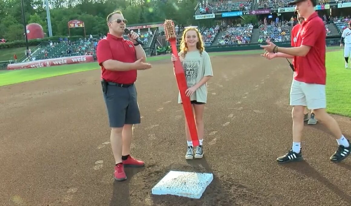 Think you could win these Minor League between-innings contests? Probably notThink you could win these Minor League between-innings contests? Probably not