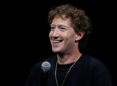 Mark Zuckerberg Overtakes Bernard Arnault As World’s 3rd-Richest Person